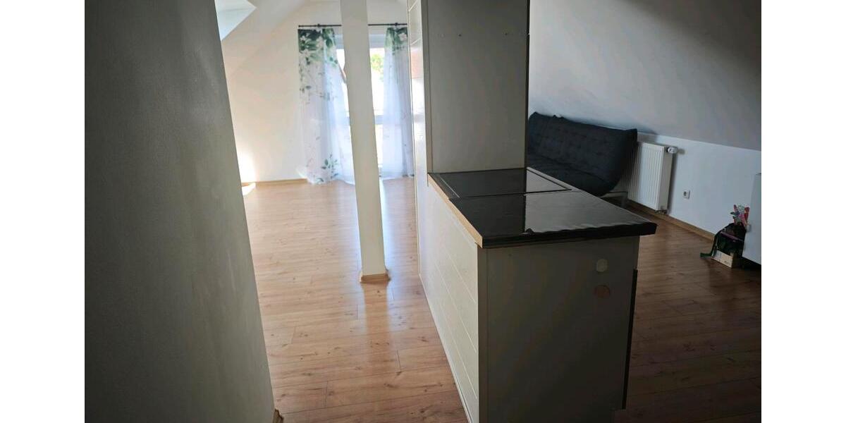 Dachgeschoßwohnung Schrobenhausen - 3 Zimmer, 68 m&sup2;, 780&euro; | Angebot:26698855