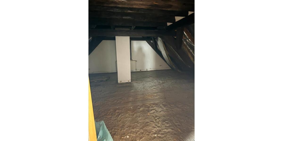 Einfamilienhaus Albersweiler - 10 Zimmer, 170 m&sup2;, 80.000&euro; | Angebot:25614195