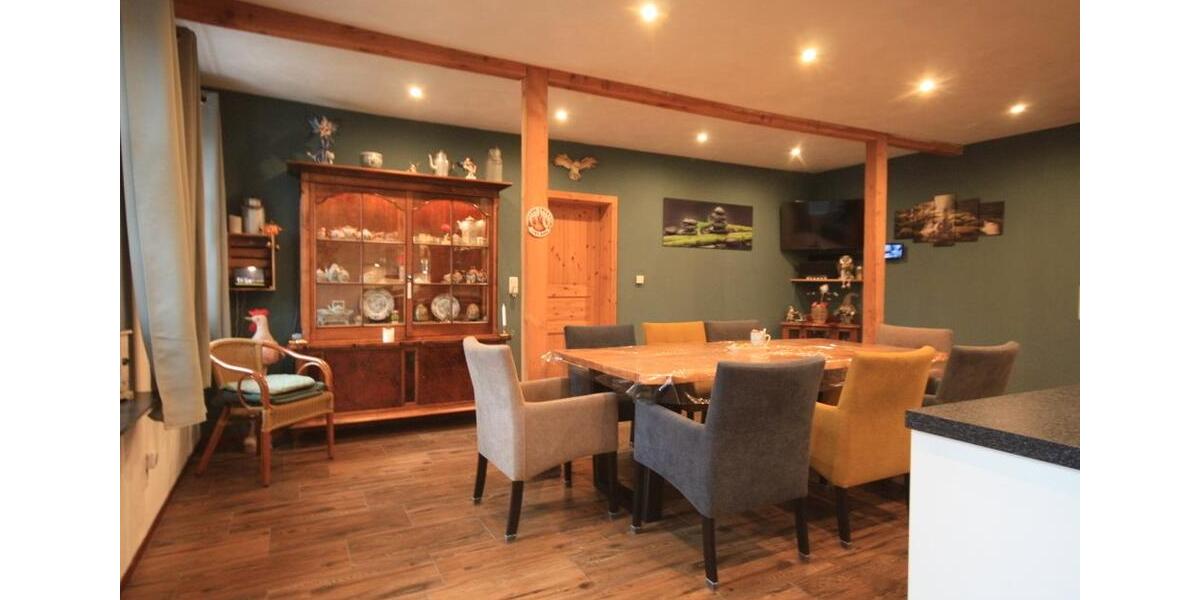 Bauernhaus, Landhaus Weener - 5 Zimmer, 255 m&sup2;, 418.000&euro; | Angebot:26889491