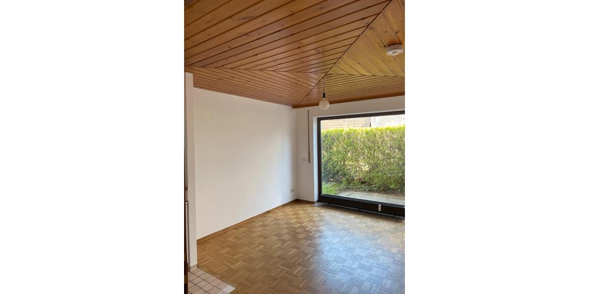Erdgeschoßwohnung Reutlingen Reutlingen-Betzingen - 1 Zimmer, 25 m&sup2;, 600&euro; | Angebot:26406590