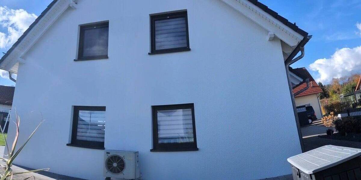 Modernes Einfamilienhaus in sehr ruhiger Lage auf großem Grundstück in Ebnat mit Doppelgarage 5 zimmer