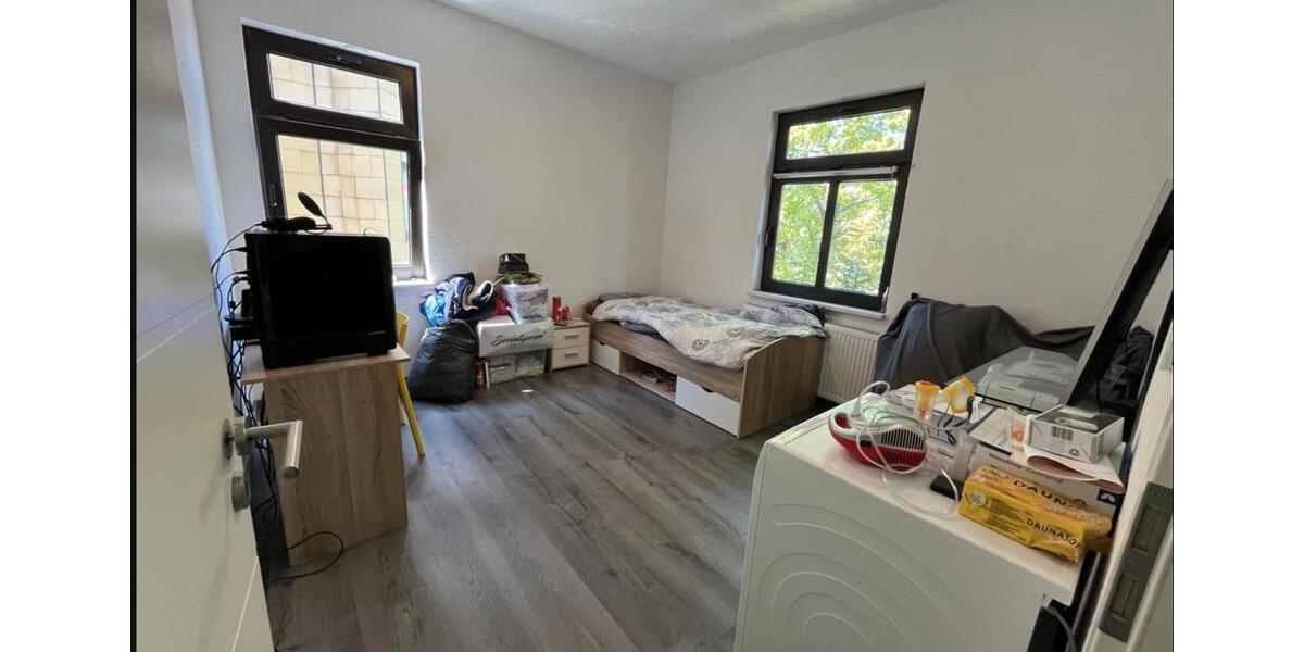 Etagenwohnung Bad Salzungen - 4 Zimmer, 105 m&sup2;, 927&euro; | Angebot:25982536