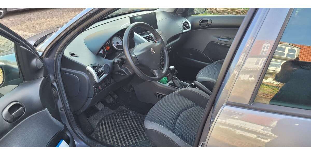 Peugeot 206 162.000 km 2.450 &euro; Marpingen 66646