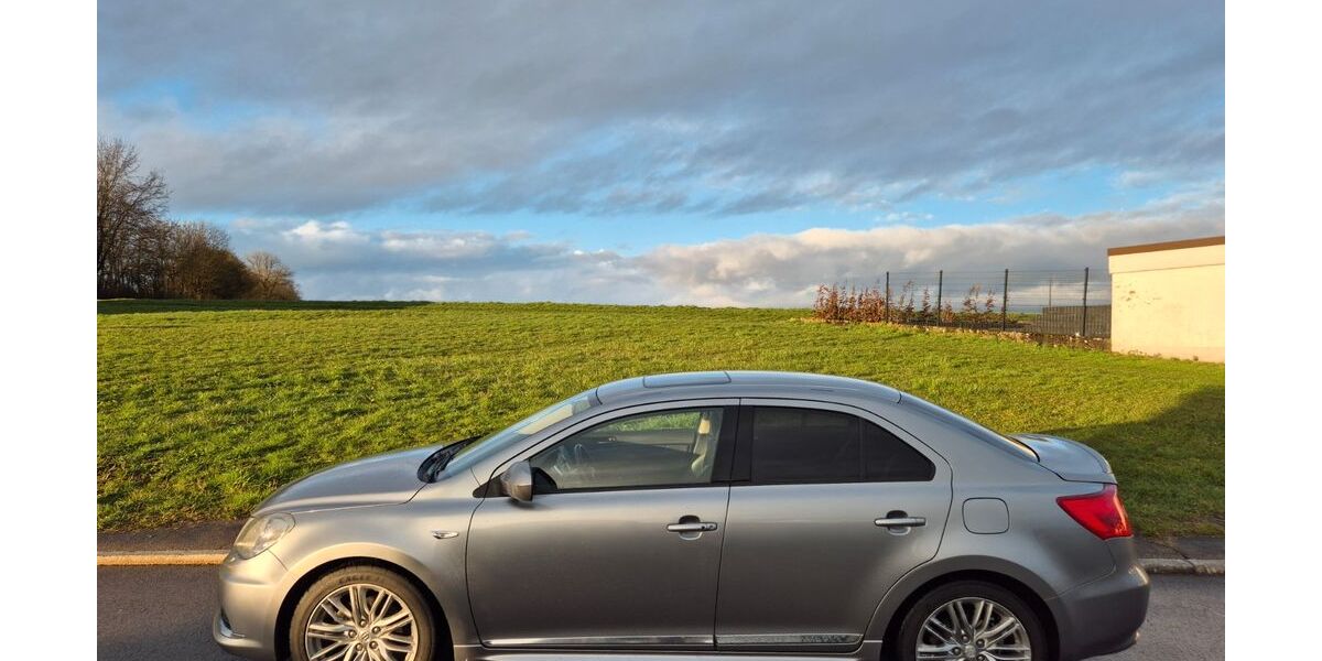 Suzuki Kizashi 180.000 km 7.400 &euro; Donauwörth 86609