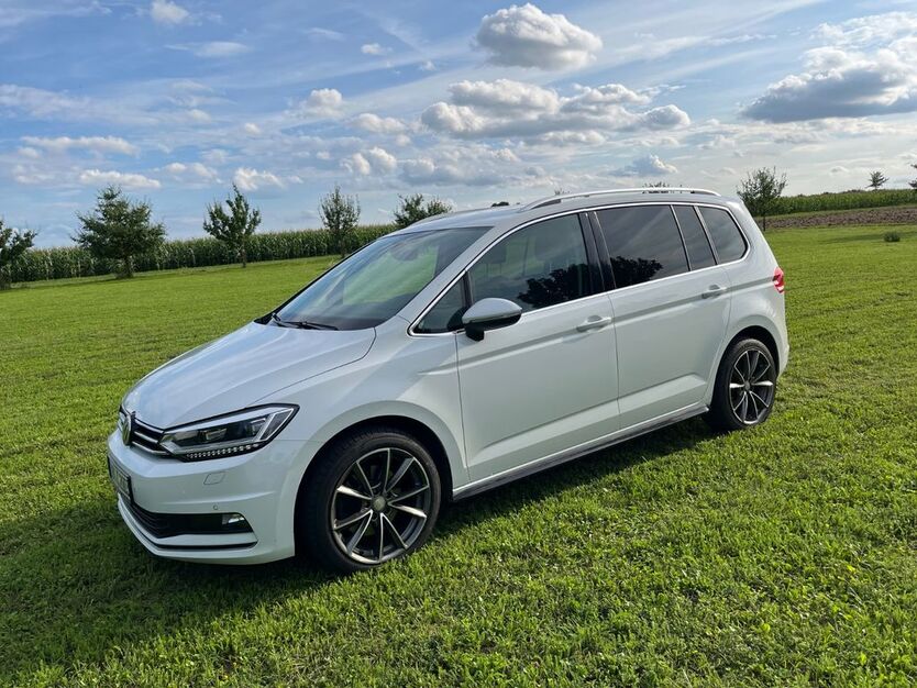 VW Touran 143.000 km 21.000 € Maihingen 86747