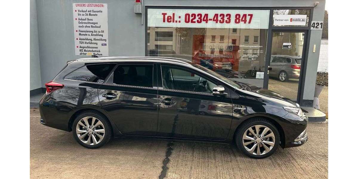 Toyota Auris 21.750 km 17.900 &euro; Bochum 44795