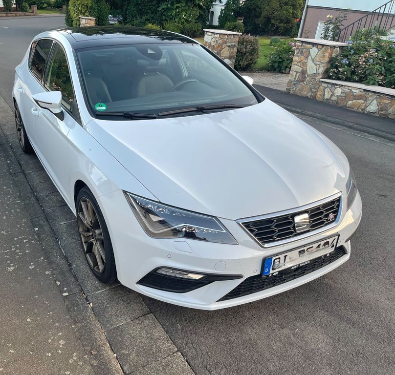Seat Leon 120.500 km 17.750 € Hungen 35410