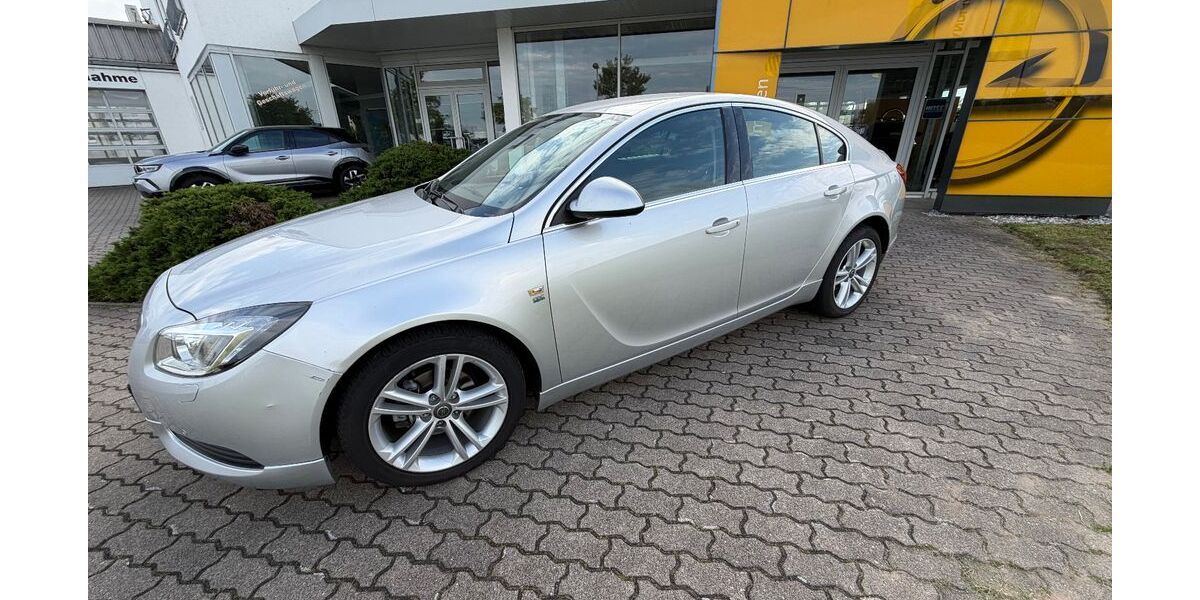 Opel Insignia 68.560 km 7.990 &euro; Delitzsch OT Döbernitz 04509