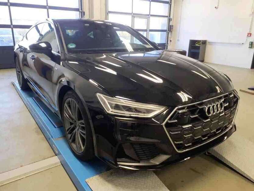 Audi A7 31.000 km 51.970 € Helmstedt 38350