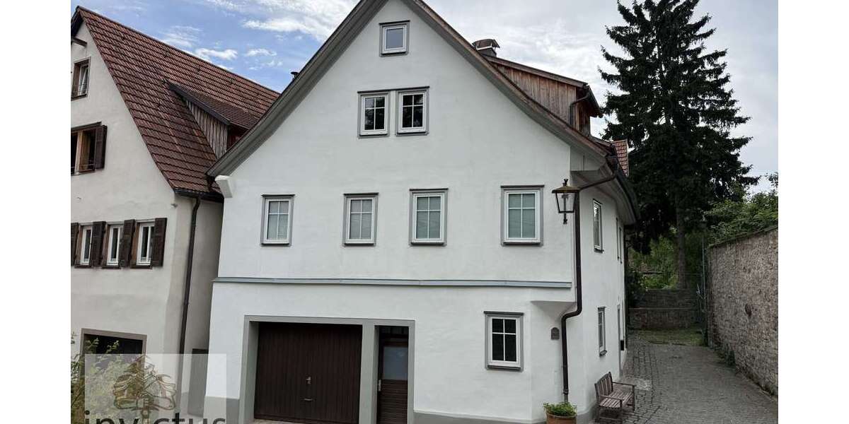 Einfamilienhaus Bad Wimpfen - 6 Zimmer, 190 m&sup2;, 2.400&euro; | Angebot:26857921