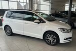 VW Touran Comfortline BMT Start-Stopp 7 Sitzer *Pano* 75.850 km 27.499 € Mainz-Kostheim 55246