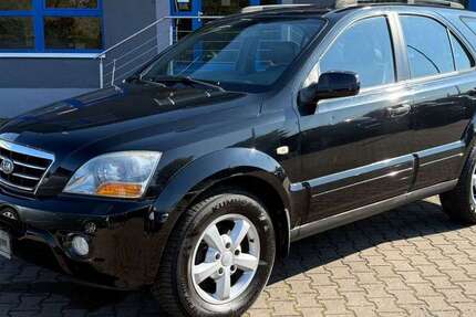 Kia Sorento 212.056 km 5.550 € Monheim 40789