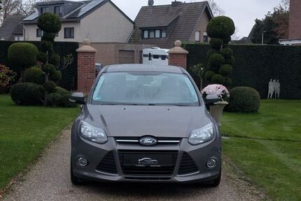 Ford Focus 124.812 km 5.699 &euro; Bocholt 46399