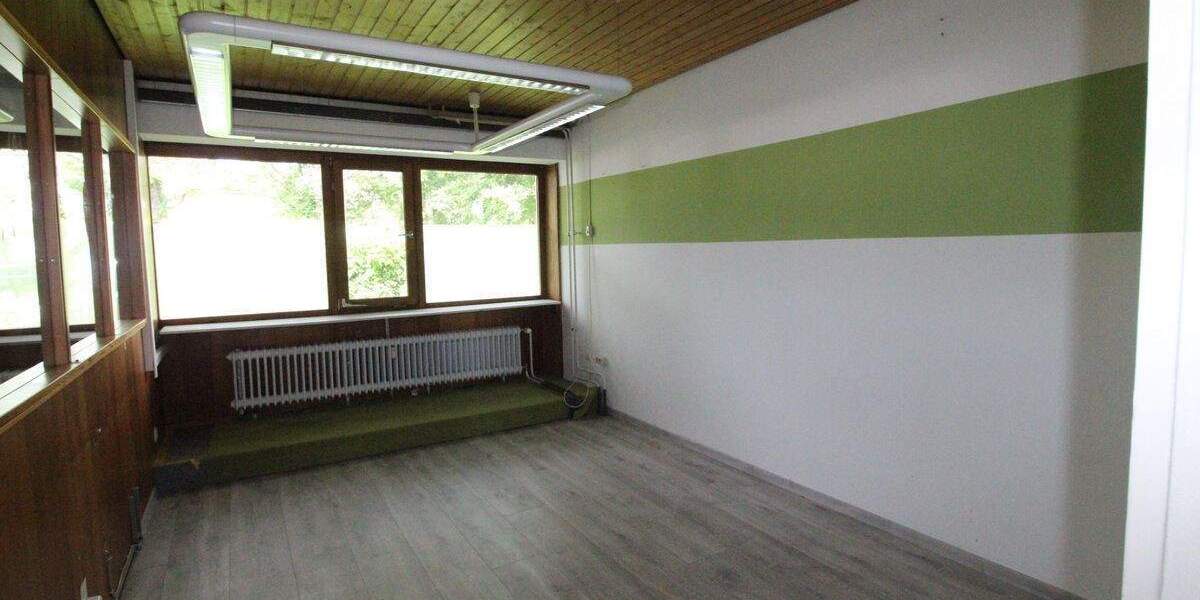Gewerbeobjekt Villingen-Schwenningen Villingen - 5 Zimmer, 156 m&sup2;, 890&euro; | Angebot:25821285