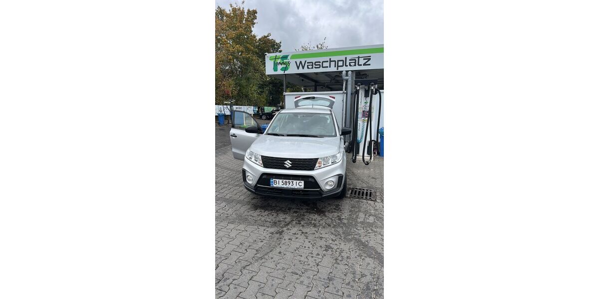 Suzuki Vitara 18.000 km 18.000 &euro; Wiesbaden 65197