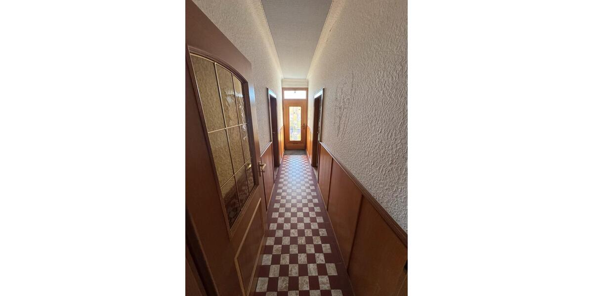 Doppelhaushälfte Schwalbach - 6 Zimmer, 136 m&sup2;, 160.000&euro; | Angebot:27225706