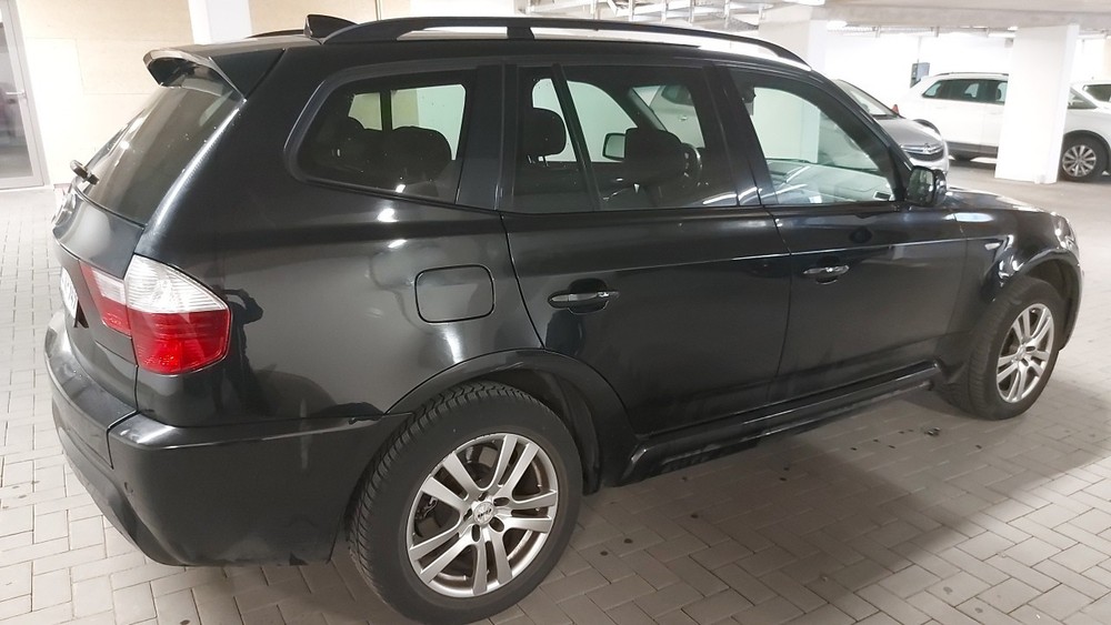BMW X3 336.700 km 2.300 &euro; Wiesbaden 65183