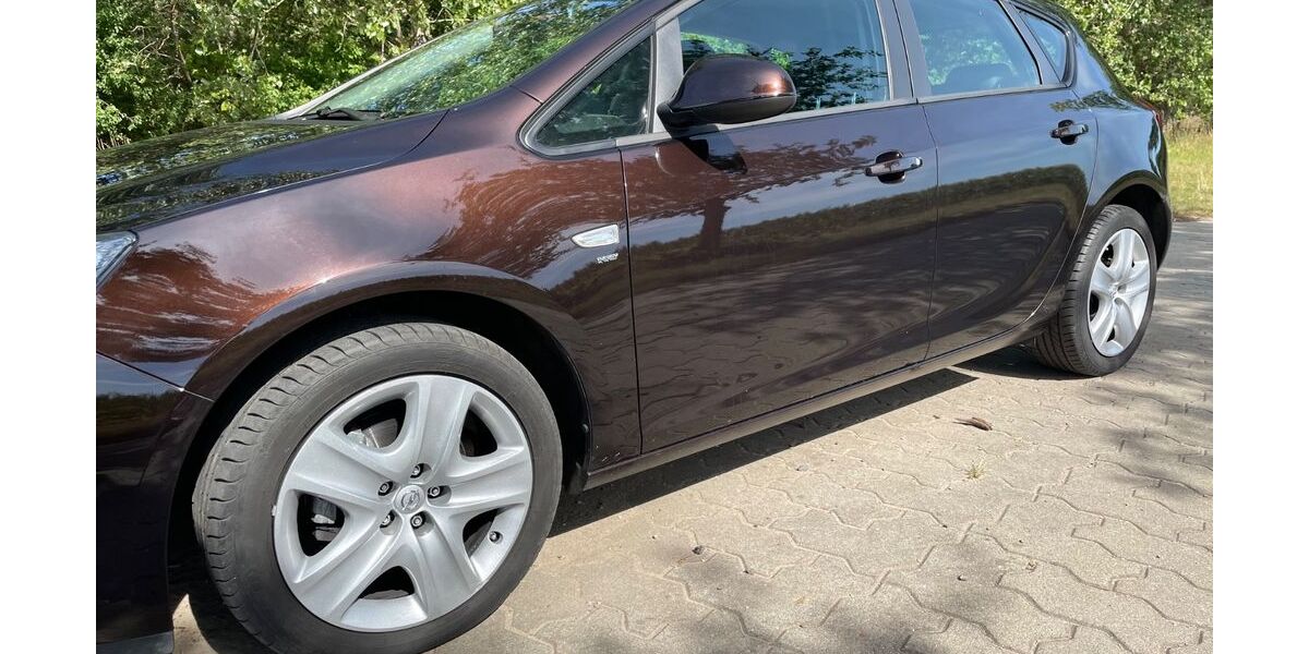 Opel Astra 72.000 km 9.000 &euro; Nauen 14641