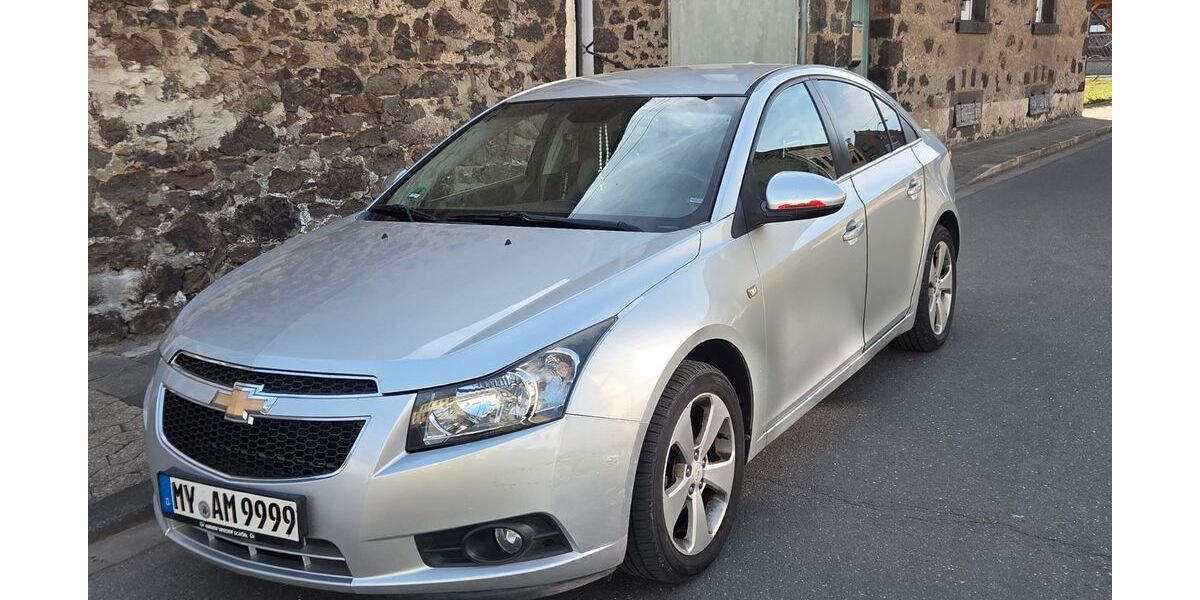 Chevrolet Cruze 176.000 km 3.699 &euro; kretz 56630