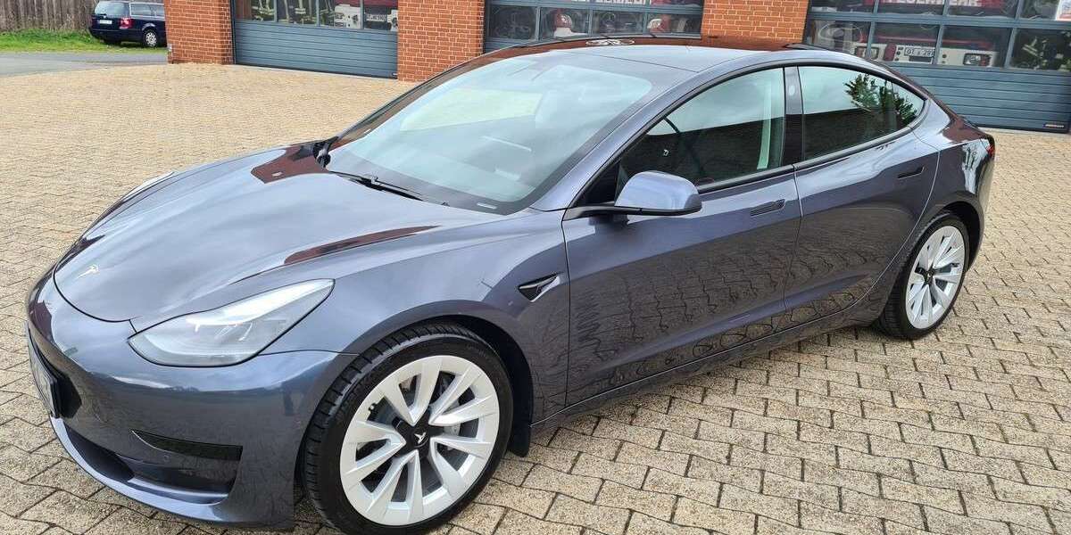Tesla Model 3 29.900 km 29.998 &euro; Herzebrock-Clarholz 33442