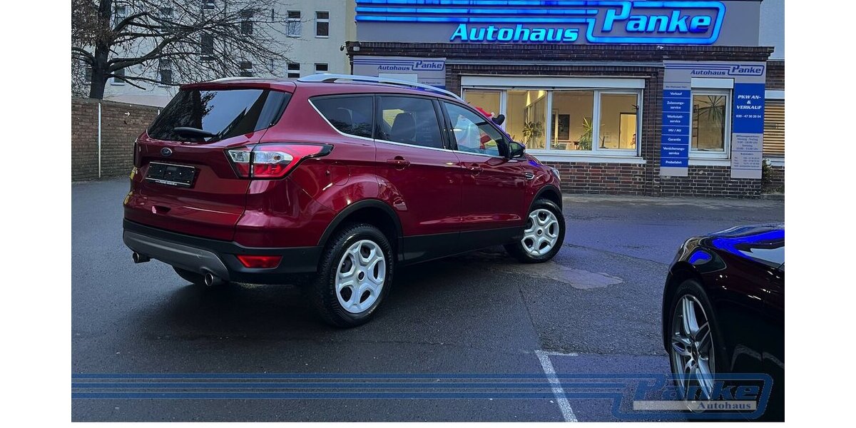 Ford Kuga Automatik*Navi*Carplay*SHZ*Tempo* 63.647 km 14.990 &euro; Berlin 13187