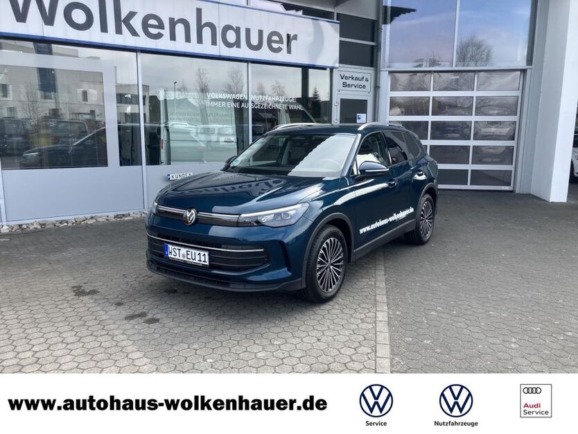 VW Tiguan 13.500 km 39.950 € Westerstede 26655