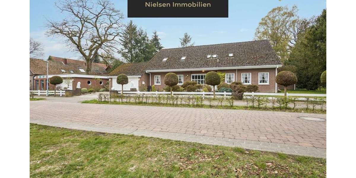 Einfamilienhaus Stuckenborstel Stuckenborstel - 9 Zimmer, 220 m&sup2;, 549.000&euro; | Angebot:26238485