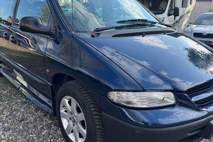 Chrysler Voyager 109.500 km 3.250 &euro; Troisdorf Sieglar 53844