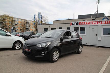 Hyundai i20 141.000 km 5.490 &euro; München 81243