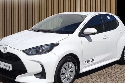 Toyota Yaris 3.500 km 21.990 &euro; Leverkusen 51381