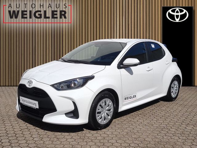 Toyota Yaris 3.500 km 21.990 &euro; Leverkusen 51381