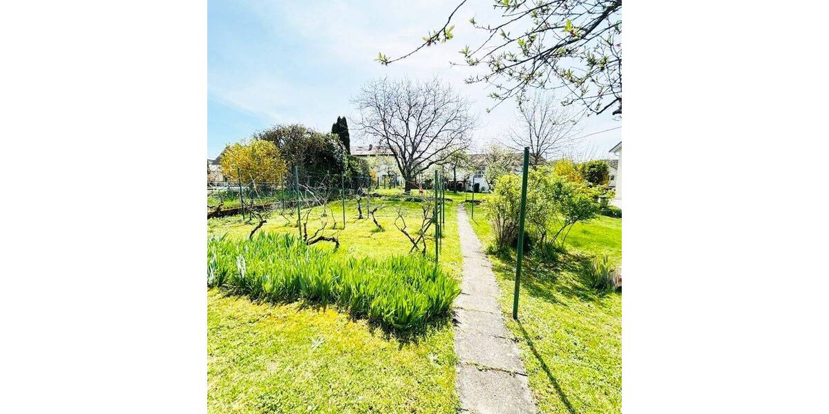 Einfamilienhaus Hilzingen - 8 Zimmer, 192 m&sup2;, 415.000&euro; | Angebot:26276261