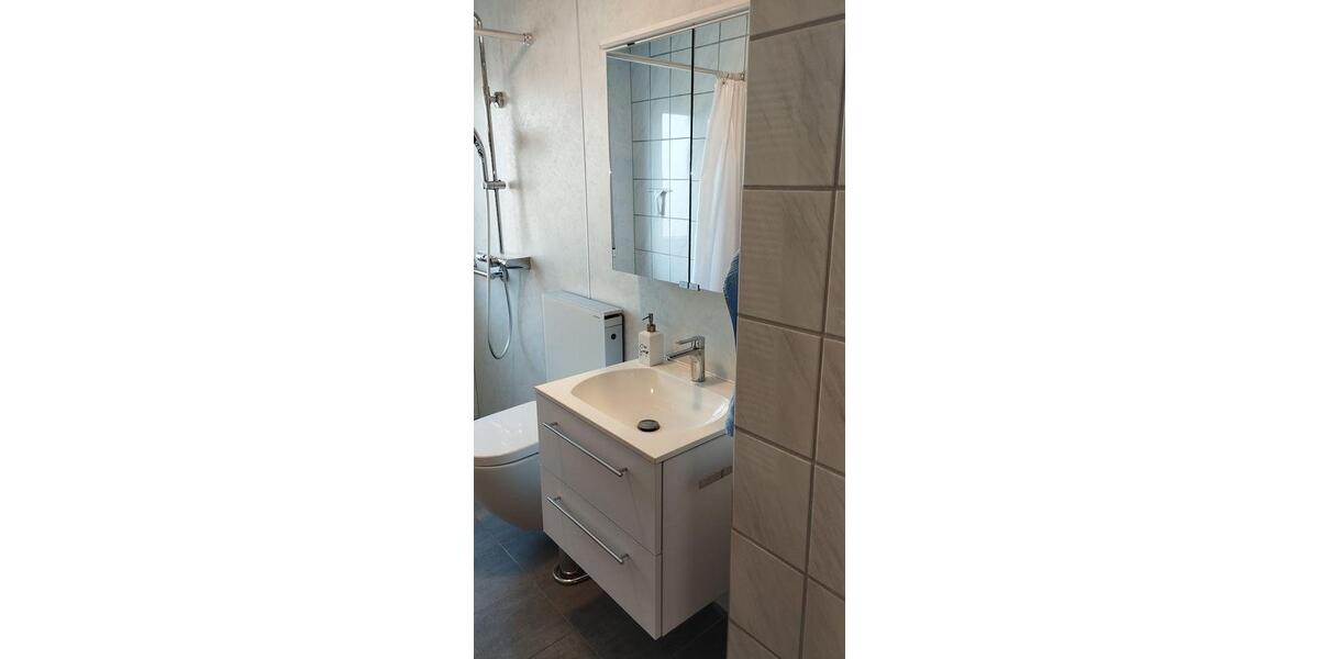 Mehrfamilienhaus, Wohnhaus Frickenhausen - 8 Zimmer, 150 m&sup2;, 610.000&euro; | Angebot:26990155