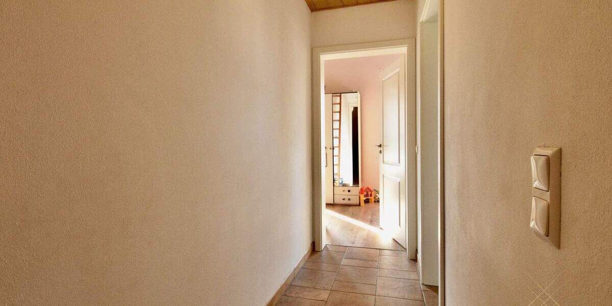 Modernes Zweifamilienhaus in ruhiger Lage von Kaiserslautern 6 zimmer