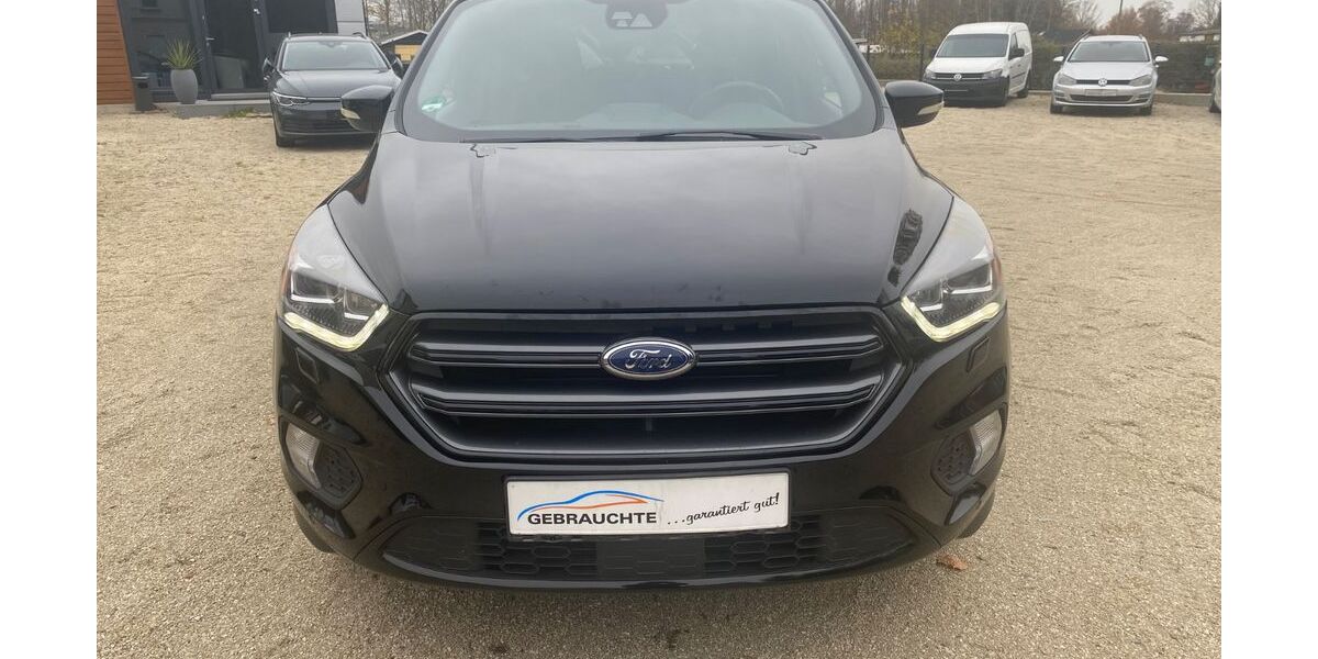 Ford Kuga 138.416 km 17.490 € Chemnitz 09114