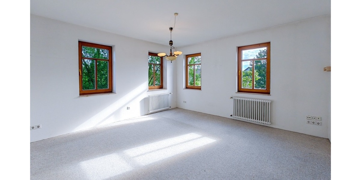 928 m² Grundstück, Charmantes Fachwerkhaus mit Ausbaureserve - Wohnen & Arbeiten unter einem Dach - Bauernhaus, Landhaus Reutlingen Rommelsbach | Angebot:24690906
