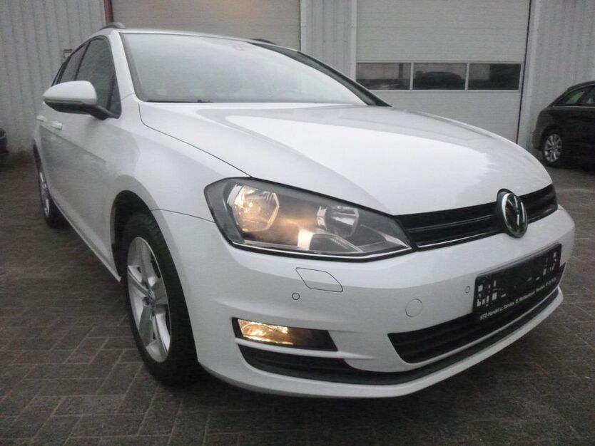 VW Golf 129.876 km 10.899 € Parchim 19370