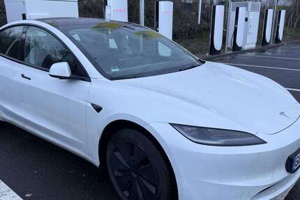 Tesla Model 3 42.000 km 33.200 &euro; Frankfurt am Main 60385