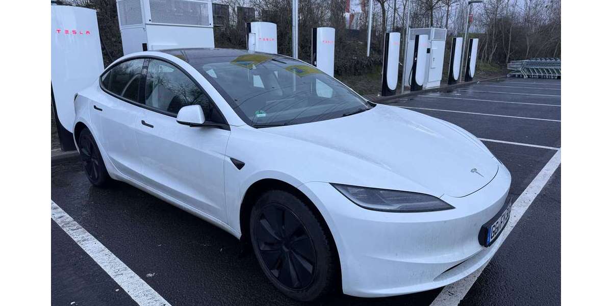 Tesla Model 3 42.000 km 33.200 &euro; Frankfurt am Main 60385