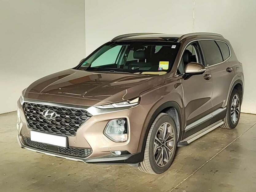 Hyundai SANTA FE 60.945 km 30.348 € Hamm 59067