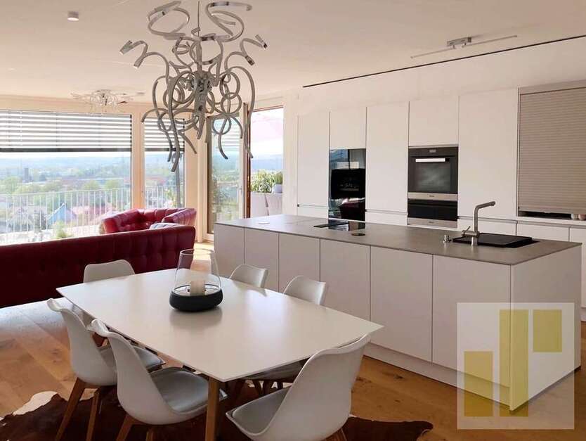 Wohnung zum Mieten in Altdorf 1.500 € 125 m²