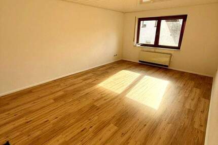 Attraktive Wohnung im Herzen von Eutingen Weitingen - teilsaniert 2 zimmer
