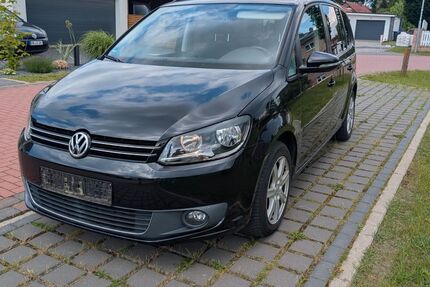 VW Touran 236.000 km 5.499 &euro; Lindwedel 29690