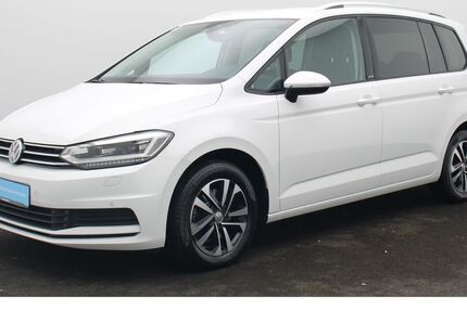 VW Touran 72.500 km 26.740 &euro; Würzburg 97076