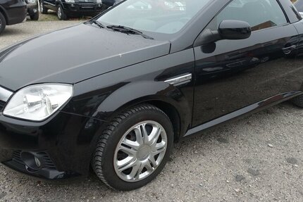 Opel Tigra Edition Klima Sitzheizung PDC § 10/26 94.000 km 5.950 &euro; Neumarkt/OPf 92318