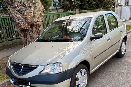 Dacia Logan 88.200 km 1.890 &euro; Dresden 01099