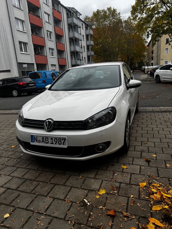 VW Golf 176.500 km 4.990 € Nürnberg 90439