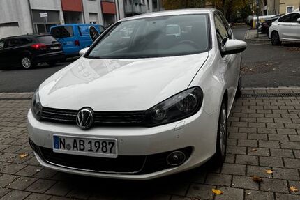 VW Golf 176.500 km 5.250 € Nürnberg 90439