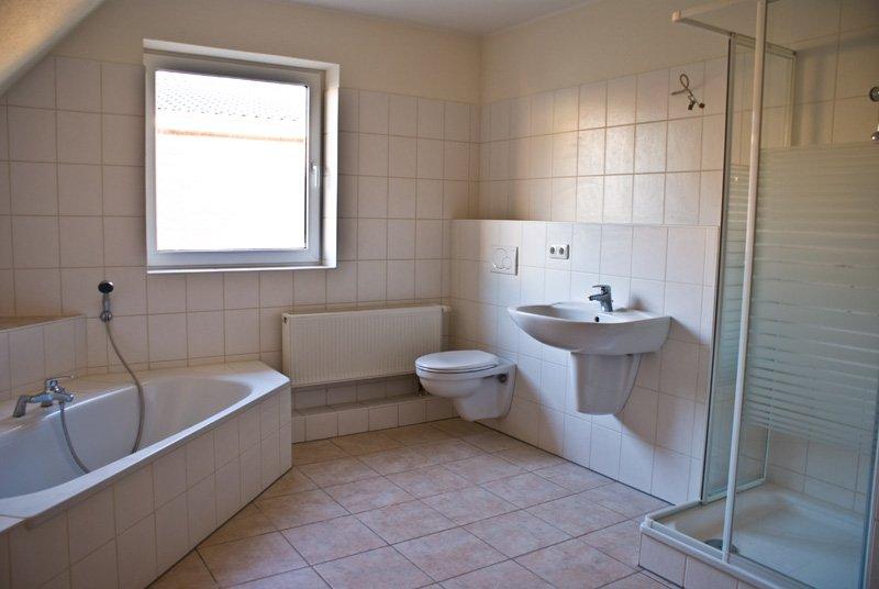 Einfamilienhaus Brunsbüttel - 4 Zimmer, 121 m&sup2;, 1.250&euro; | Angebot:26153296