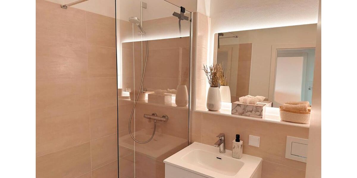 Wohnen auf Zeit Hamburg Barmbek-Süd - 1 Zimmer, 39 m&sup2;, 1.500&euro; | Angebot:26664777